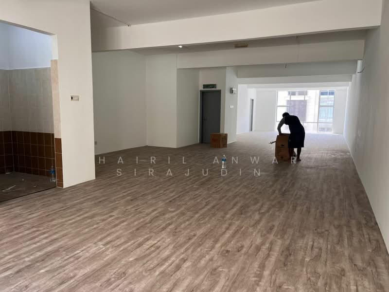 Kedai / Pejabat untuk Disewa di Setia Alam (Selangor) - Khairil Anwar Sirajudin - Interior - PropertyGuru.com.my
