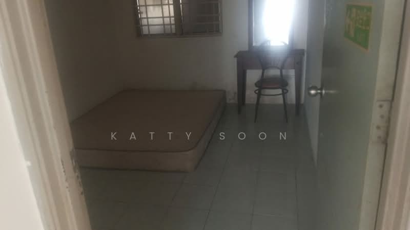 Kondominium untuk Dijual di Regency Condominium - Katty Soon - Bedroom - PropertyGuru.com.my