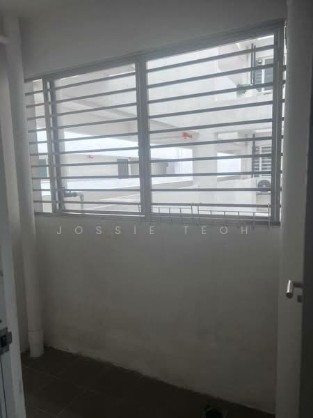 Apartment for Rent at The Park @ Mak Mandin - Jossie Teoh - Balcony - PropertyGuru.com.my
