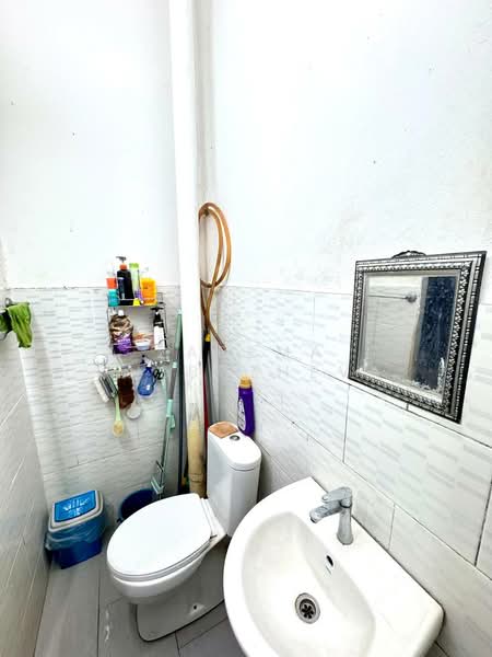 Rumah Teres 2 Tingkat untuk Dijual di Taman Mulia Jaya (Ampang) - Zarema Kulbuzheva - Bathroom - PropertyGuru.com.my