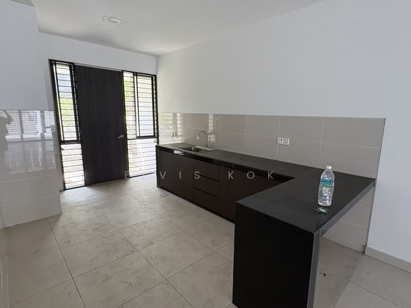 2-storey Terraced House for Sale in Shah Alam (Selangor) - Elvis Kok - Kitchen - PropertyGuru.com.my
