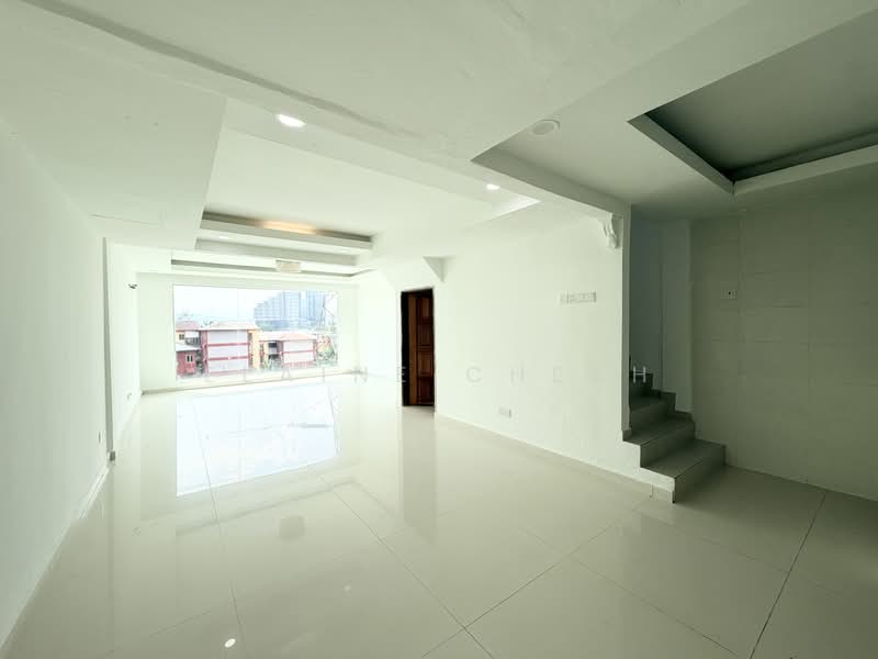 3.5-storey Terraced House for Sale in Taman Bukit Idaman (Selayang) - Elaine Cheah - Interior - PropertyGuru.com.my