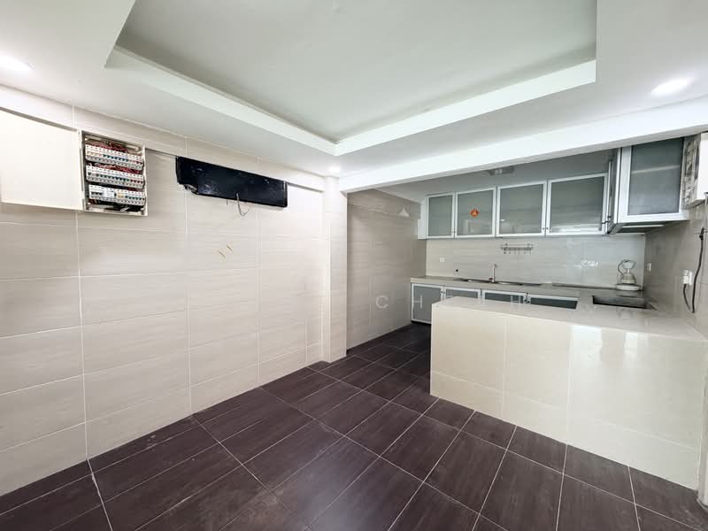 3.5-storey Terraced House for Sale in Taman Bukit Idaman (Selayang) - Elaine Cheah - Kitchen - PropertyGuru.com.my