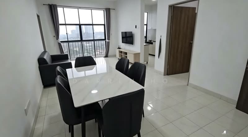 Pangsapuri untuk Disewa di Residensi Larkin Indah - Darren Ho - Living Room - PropertyGuru.com.my
