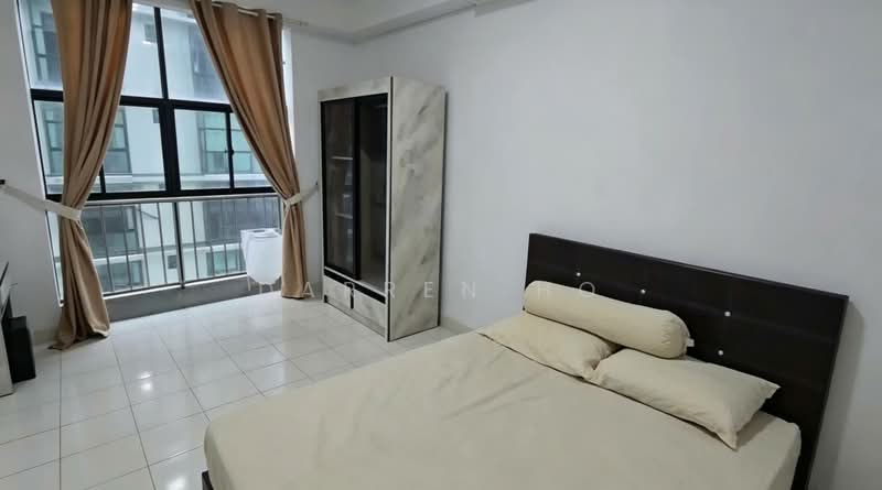 Pangsapuri untuk Disewa di Residensi Larkin Indah - Darren Ho - Bedroom - PropertyGuru.com.my