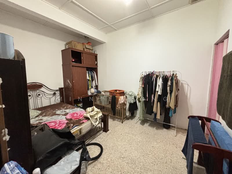 Rumah Teres 1 Tingkat untuk Dijual di Bukit Sentosa (Rawang) - Minnie Wong - Bedroom - PropertyGuru.com.my