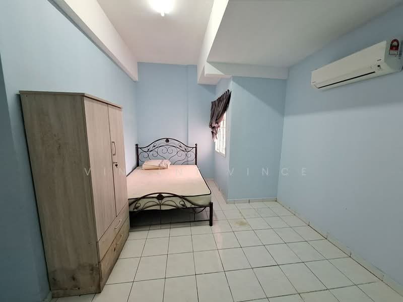 Apartment for Sale at Sri Raya Apartments - Vincent Vince - Bedroom - PropertyGuru.com.my