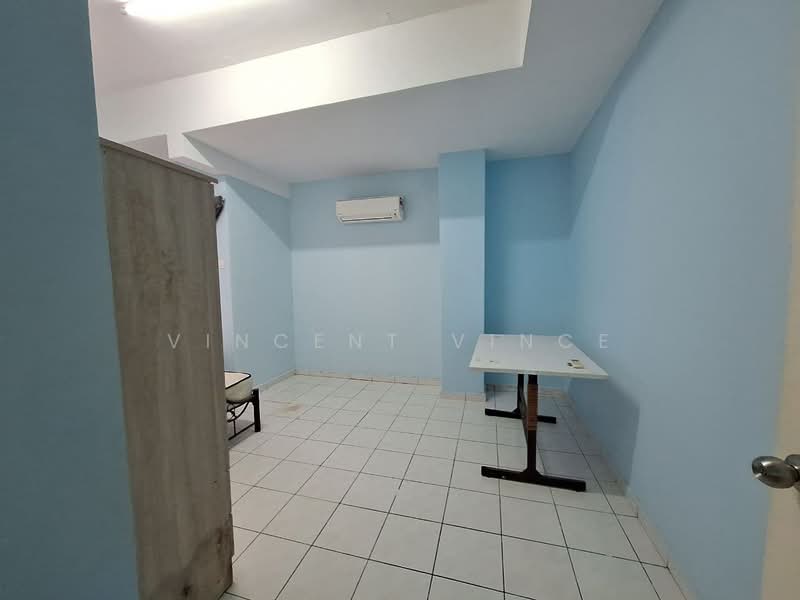 Apartment for Sale at Sri Raya Apartments - Vincent Vince - Interior - PropertyGuru.com.my
