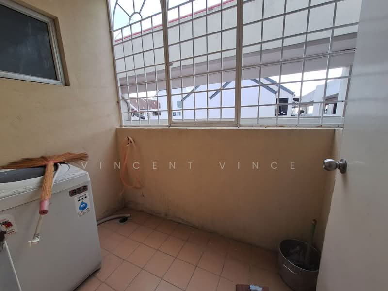 Apartment for Sale at Sri Raya Apartments - Vincent Vince - Balcony - PropertyGuru.com.my