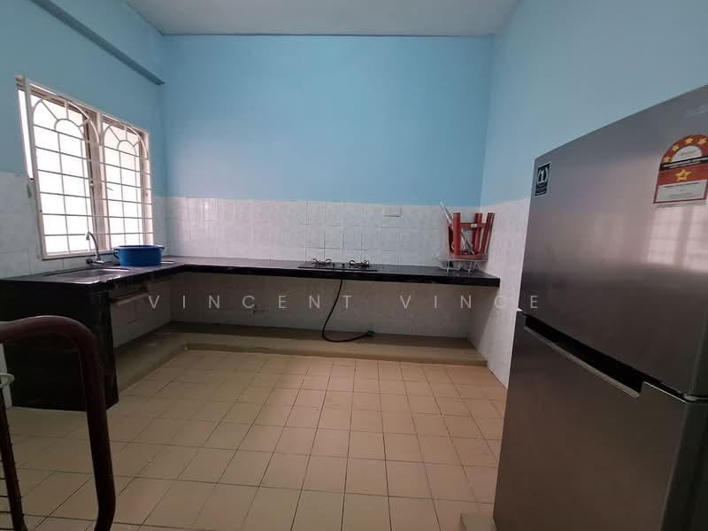 Apartment for Sale at Sri Raya Apartments - Vincent Vince - Kitchen - PropertyGuru.com.my