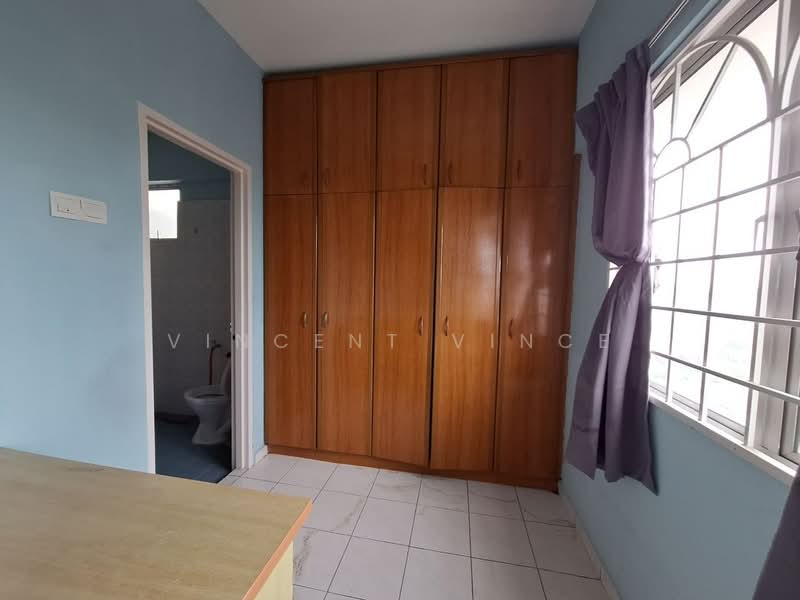 Apartment for Sale at Sri Raya Apartments - Vincent Vince - Bedroom - PropertyGuru.com.my