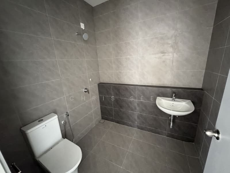 Semi-Detached House for Rent in Bandar Gamuda Gardens (Rawang) - Chris See - Bathroom - PropertyGuru.com.my
