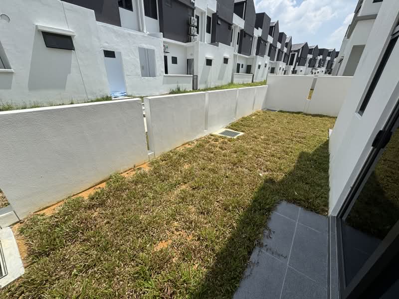 Semi-Detached House for Rent in Bandar Gamuda Gardens (Rawang) - Chris See - Exterior - PropertyGuru.com.my