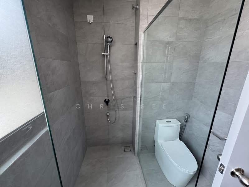 Semi-Detached House for Rent in Bandar Gamuda Gardens (Rawang) - Chris See - Bathroom - PropertyGuru.com.my