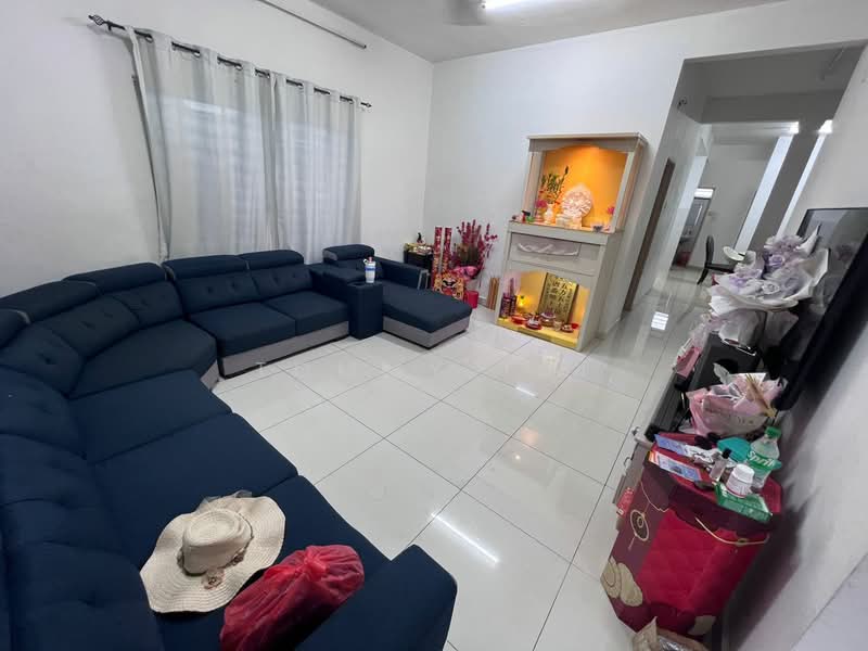 2-storey Terraced House for Sale in Mutiara Rini (Skudai) - Tommy Tai - Living Room - PropertyGuru.com.my