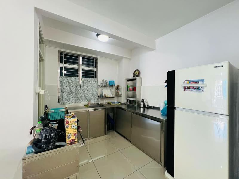 Servis Apartment untuk Disewa di D'Ambience Residences (Pangsapuri Ikatan Flora) - Darren Ho - Kitchen - PropertyGuru.com.my