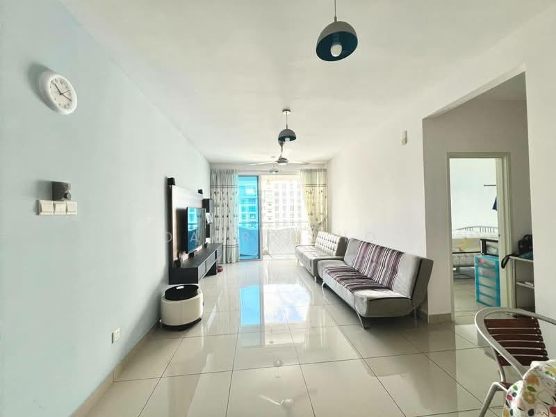 Servis Apartment untuk Disewa di D'Ambience Residences (Pangsapuri Ikatan Flora) - Darren Ho - Living Room - PropertyGuru.com.my