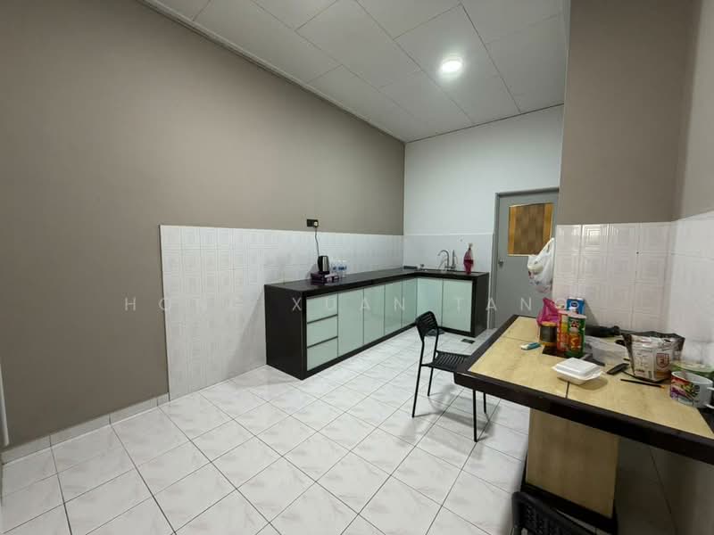 1-storey Terraced House for Rent in Taman Daya (Johor Bahru) - Hong Xuan Tang - Dining room - PropertyGuru.com.my