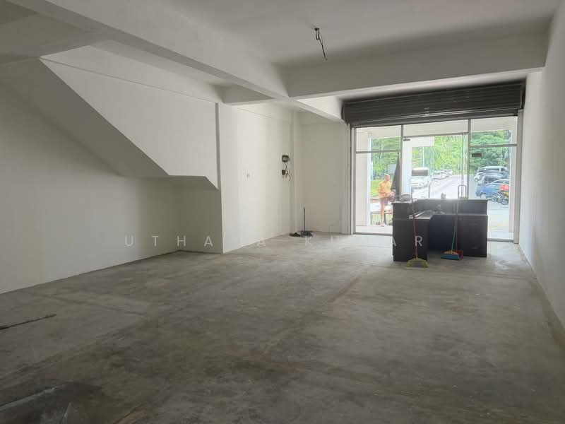 Shop for Rent in Bandar Country Homes (Rawang) - Uthaya Kumar - Interior - PropertyGuru.com.my