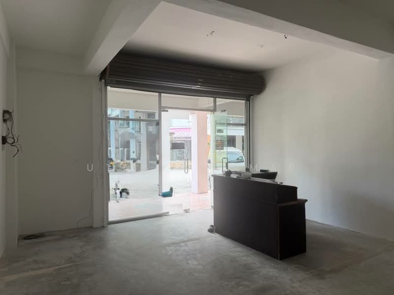 Shop for Rent in Bandar Country Homes (Rawang) - Uthaya Kumar - Interior - PropertyGuru.com.my
