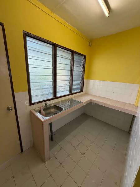 Rumah Teres untuk Disewa di Desa Setapak (Wangsa Maju) - calvin Chin - Kitchen - PropertyGuru.com.my