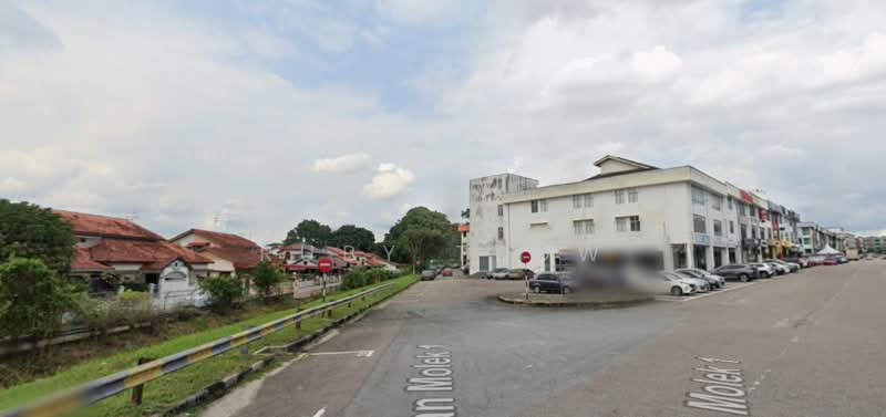 Shop for Rent in Taman Molek (Johor Bahru) - Ruby Teow - Exterior - PropertyGuru.com.my