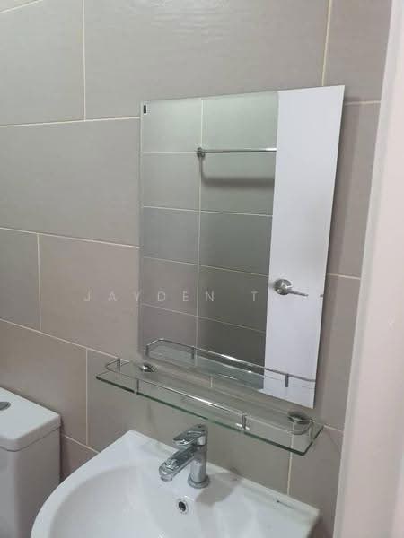 Kediaman Servis untuk Dijual di Tuan Residency - Jayden Teo - Bathroom - PropertyGuru.com.my