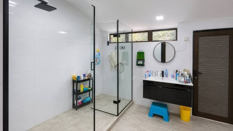 Semi-Detached House for Sale in Medan Damansara (Damansara Heights) - Farah Rasul - Bathroom - PropertyGuru.com.my