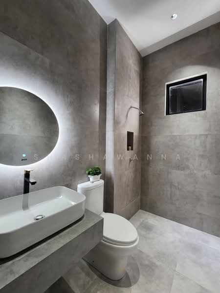 Service Residence for Sale at Premium Height - Shashawanna . - Bathroom - PropertyGuru.com.my