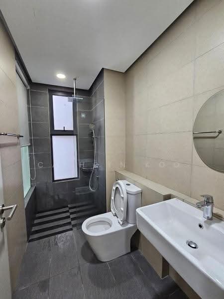 Service Residence for Rent at Paloma @ Tropicana Metropark - Cathryn Koo - Bathroom - PropertyGuru.com.my