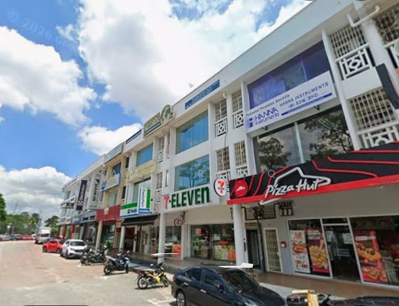 Kedai / Pejabat untuk Disewa di Taman Molek (Johor Bahru) - Amir Raziq - Exterior - PropertyGuru.com.my