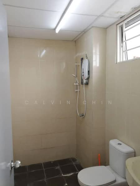 Kondominium untuk Disewa di Platinum Lake PV 20 - calvin Chin - Bathroom - PropertyGuru.com.my