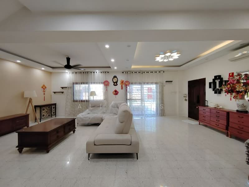 Semi-Detached House for Sale in Taman Koperasi Cuepacs (Cheras) - Ali Idris - Living Room - PropertyGuru.com.my
