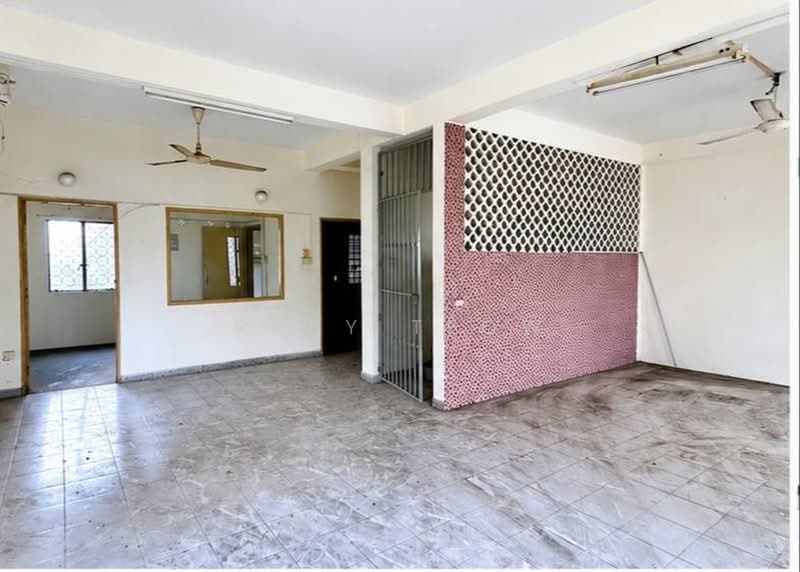 Tanah Komersial untuk Disewa di Taman Nong Chik (Johor Bahru) - Ruby Teow - Interior - PropertyGuru.com.my