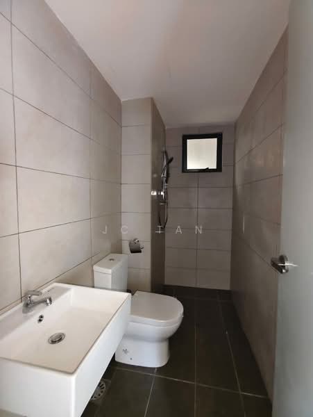 Service Residence for Sale at M Luna - JC Tan - Bathroom - PropertyGuru.com.my