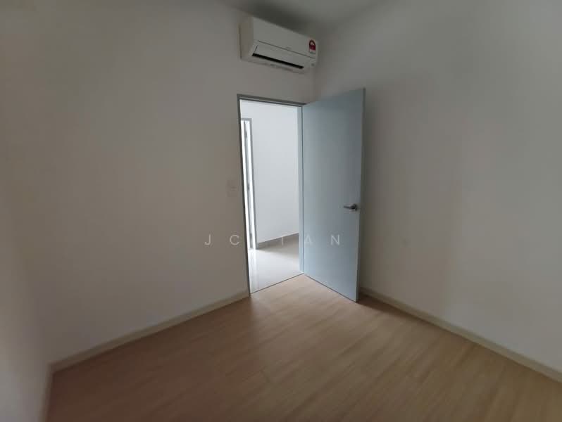 Service Residence for Sale at M Luna - JC Tan - Interior - PropertyGuru.com.my