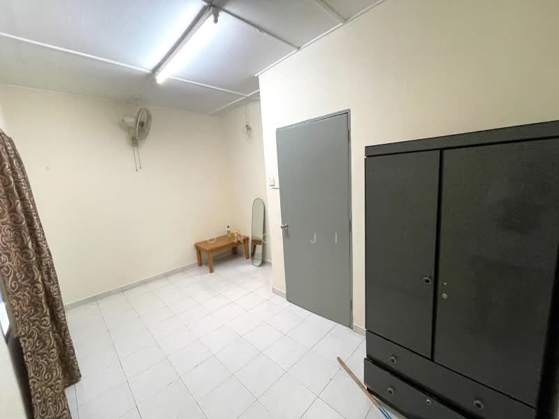 2-storey Terraced House for Rent in Taman Johor Jaya (Johor Bahru) - Yong Jie - PropertyGuru.com.my