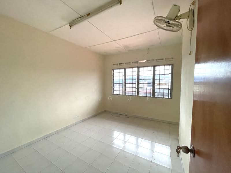 2-storey Terraced House for Rent in Taman Johor Jaya (Johor Bahru) - Yong Jie - PropertyGuru.com.my