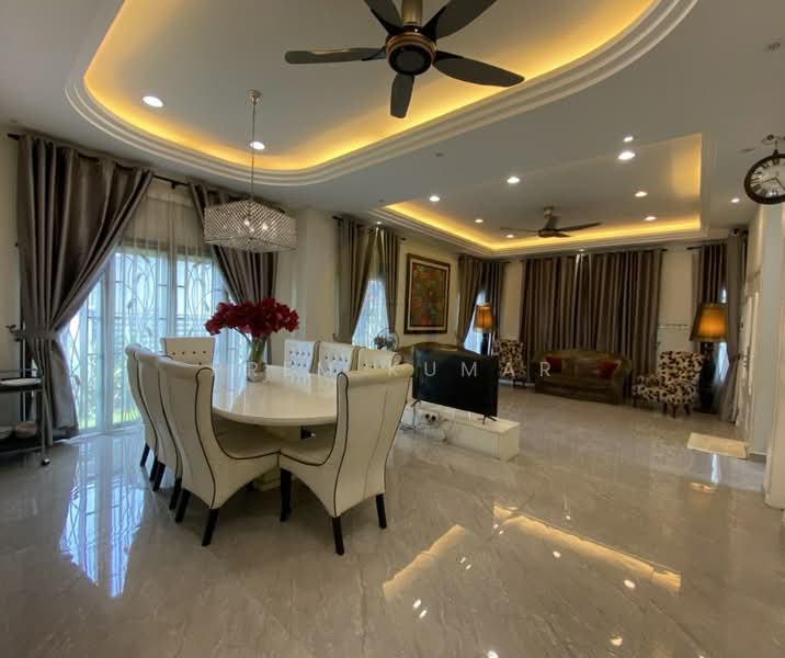 Rumah Banglo untuk Dijual di Kampung Cheras Baru (Ampang) - Prem Kumar - Living Room - PropertyGuru.com.my