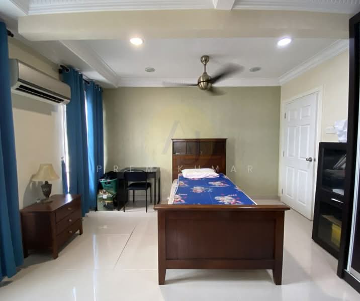 Rumah Banglo untuk Dijual di Kampung Cheras Baru (Ampang) - Prem Kumar - Bedroom - PropertyGuru.com.my
