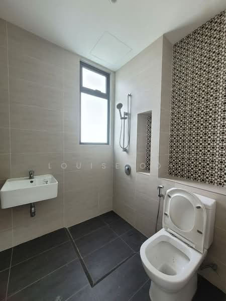 Bungalow for Sale in Kuala Selangor (Selangor) - Louise Ooi - Bathroom - PropertyGuru.com.my