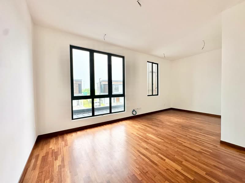 Rumah Berkembar untuk Dijual di Eco Sanctuary (Telok Panglima Garang) - Ali Idris - Living Room - PropertyGuru.com.my