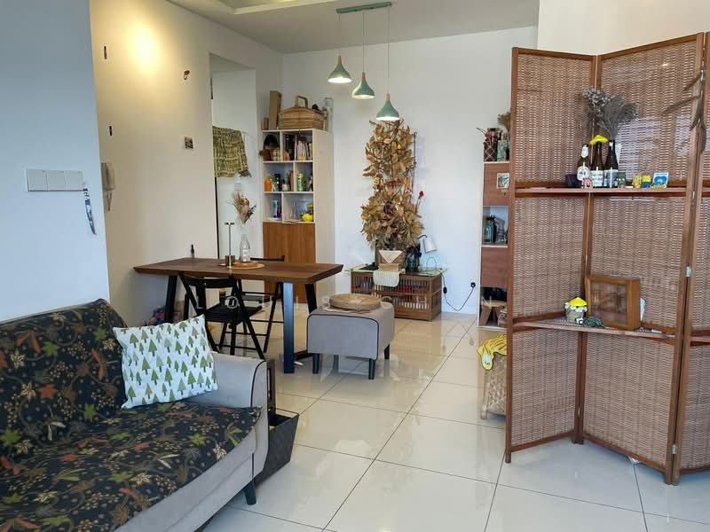 Servis Apartment untuk Dijual di Skyluxe On The Park Bukit Jalil - Louis Chen - Living Room - PropertyGuru.com.my