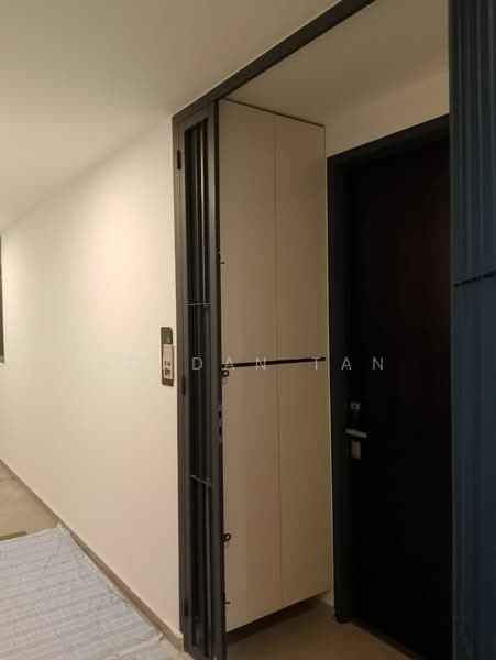 Servis Apartment untuk Disewa di Sunway Belfield - Jordan Tan - Corridor - PropertyGuru.com.my