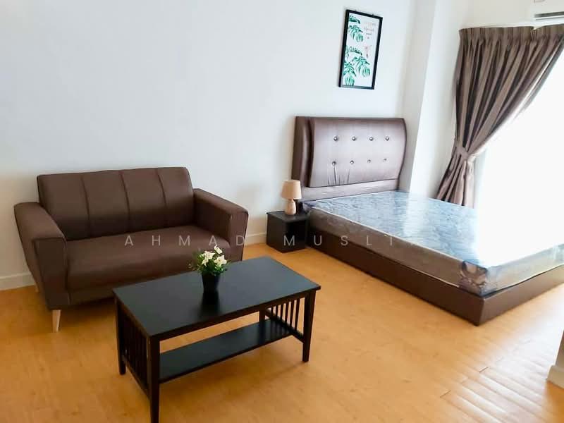 Servis Apartment untuk Dijual di Dorchester - Ahmad Muslim - Living Room - PropertyGuru.com.my