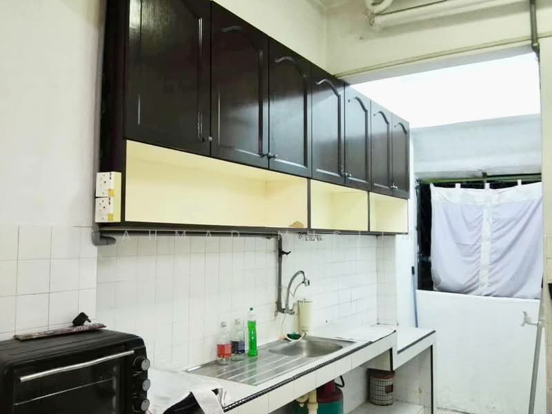 Apartment for Sale at Bangsar Utama Apartment - Ahmad Muslim - Kitchen - PropertyGuru.com.my