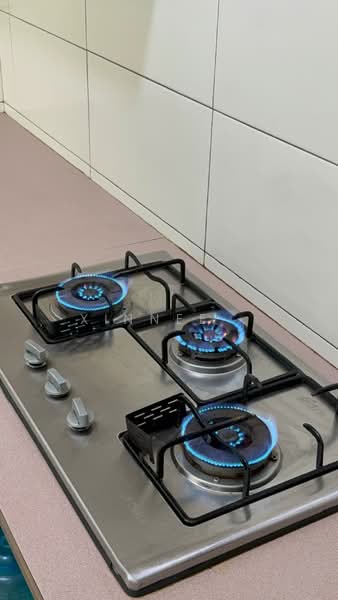 Condominium for Sale at Starhill Luxury Residence - Xinnee . - Kitchen - PropertyGuru.com.my