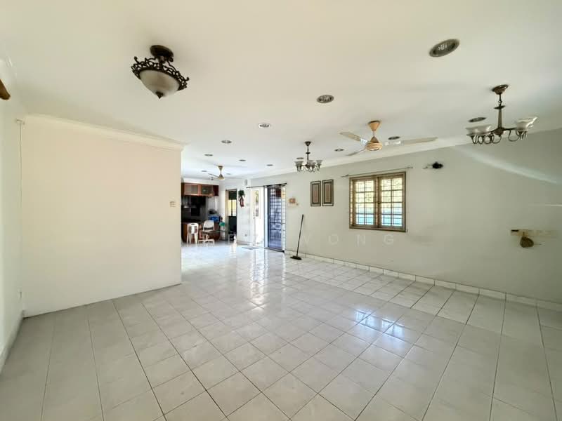 Rumah Teres untuk Dijual di Taman Wangsa Permai (Kepong) - Jabez Wong - Living Room - PropertyGuru.com.my