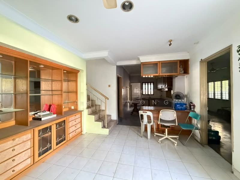 Rumah Teres untuk Dijual di Taman Wangsa Permai (Kepong) - Jabez Wong - Living Room - PropertyGuru.com.my