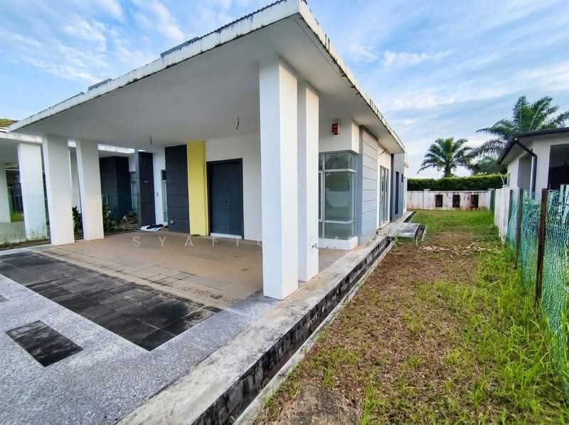 Semi-Detached House for Sale in Kotasas (Kuantan) - Syafiq Zamri - Exterior - PropertyGuru.com.my